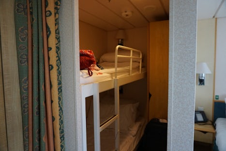 cabin 2568 - bunk room
