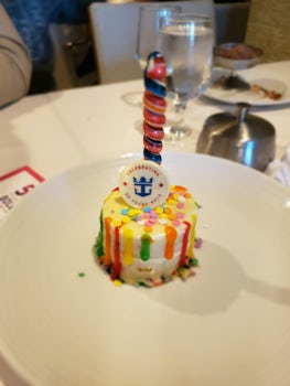 Royal Caribbean Anniversary Cake