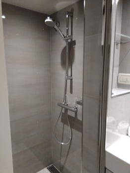 Shower, Cabin D102 Stateroom, Riviera deck