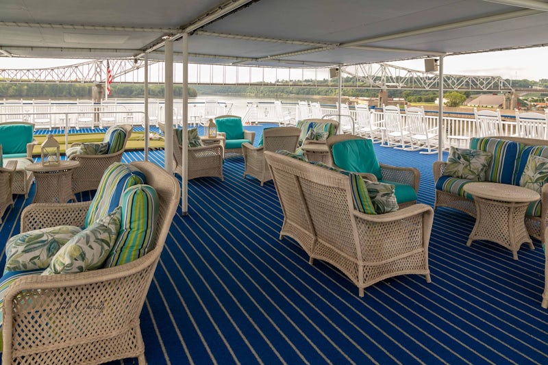 Shaded outdoor lounge, deck 4