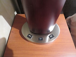 Lamp base on Nightstand has USB ports