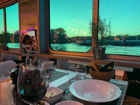 dinner on the ship
