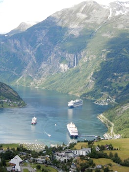 Sapphire Princess in Geiranger Bay from the top of Mt Dalsnibba