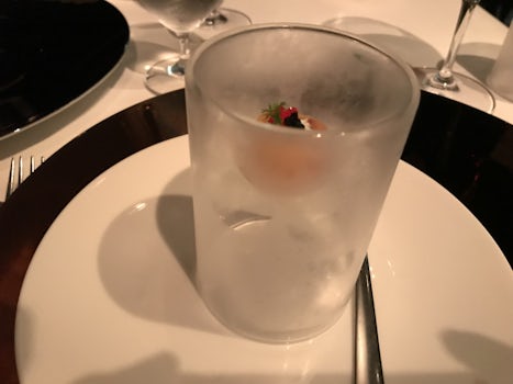 A mouse Bouchée at Murano