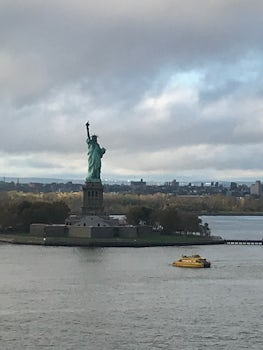 Lady Liberty on our departure.