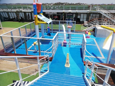Just boarded the ship 23/11/ The kids water park which later after speaking