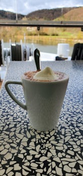 Hot chocolate after the bike ride in Vienna