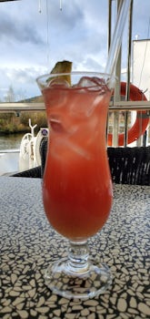 The Miami, a non-alcoholic fruit juice drink