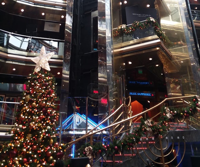 Christmas Tree in Grand Atrium
