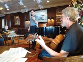 Guitar lessons in the casino lounge 