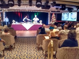 Cooking demonstration by the hed chef and maitre&#39;D