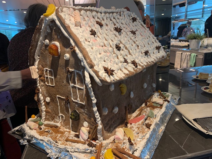 The sad gingerbread house 