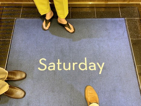 The carpets changed daily to help you track your vacation.