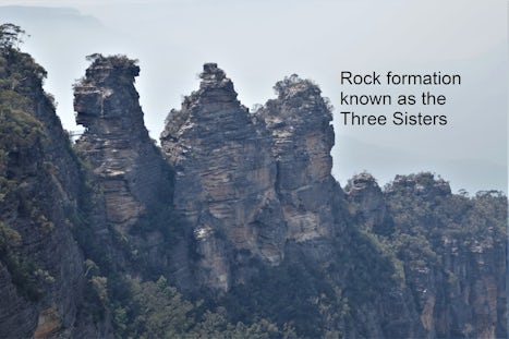 The three sisters rock formation in the Blue Mountains