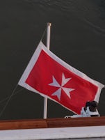 #carnivalcruise Malta Flag flown back of ship once in port of Melbourne end