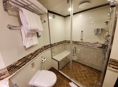 Havana Suite Shower #5233
