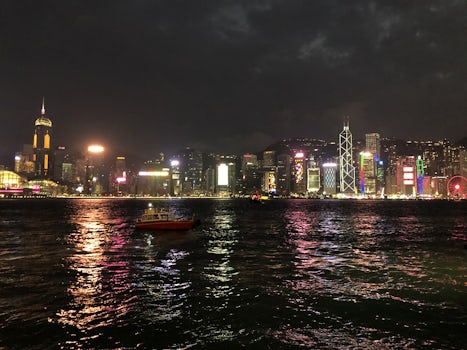 Hong Kong at night. One of the worlds greatest sights. Amazing!