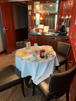 Haven 2 bedroom 14006- butler set up breakfast for us