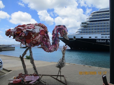 Lost & Found Flip Flop Bird Sculpture, Bonaire port