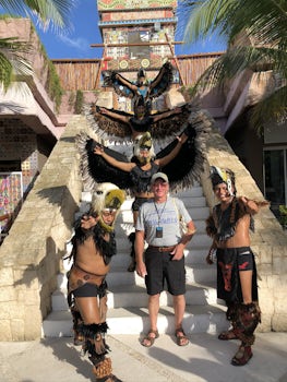 Entertainment in Costa Maya