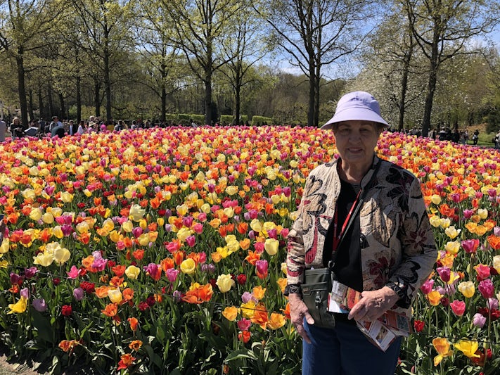 Amsterdam- visit to the Keukenhof Gardens. Amazing and certainly worth a visit!