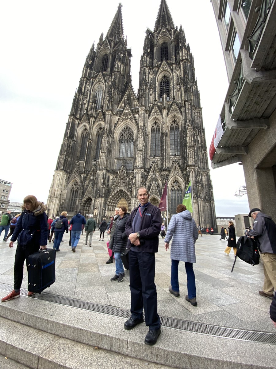 The reviewer at the Cologne Cathedral.