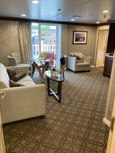 Owners Suite cabin 302 