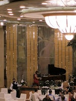 Pianist in The Great Gatsby Dining Room 