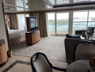 Owner's Suite on Freedom of the Seas