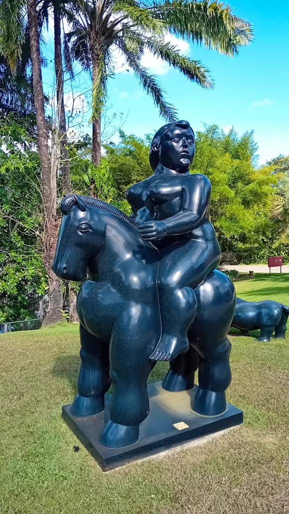 Seven Seas Splendor Canada & New England from Cannes Reviews | Cruise ...