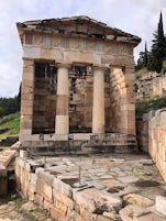 This the Treasury at the Oracle of Delphi.
We visited this site on our 4 day Pre -trip extension.