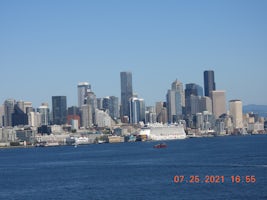 Leading Seattle from our Aft Cabin