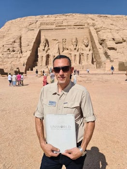 THE BEST EGYPTOLOGIST IN THE WHOLE OF THE WORLD!!! HAZEM LEGEND HABIBI!!!