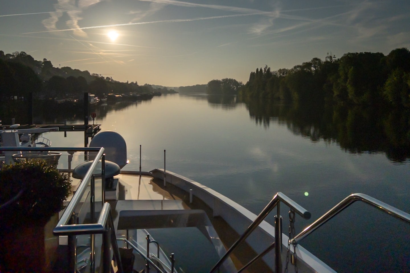 Seine in he early morning at Auvers Sur Oise
