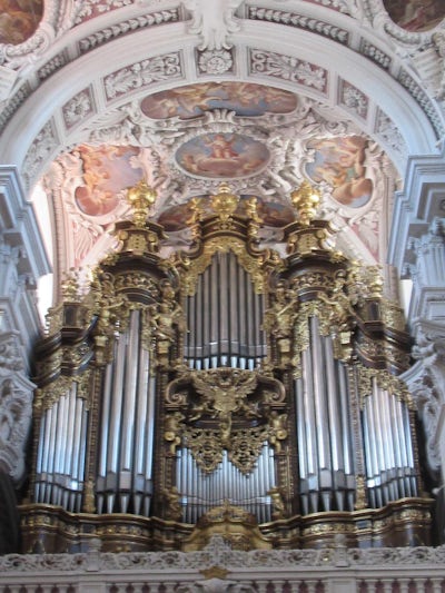 St. Stephen’s Cathedral in Passau, Germany, enjoying a noon performance. Bass pipes were 32' tall. MORE BASS!!!!