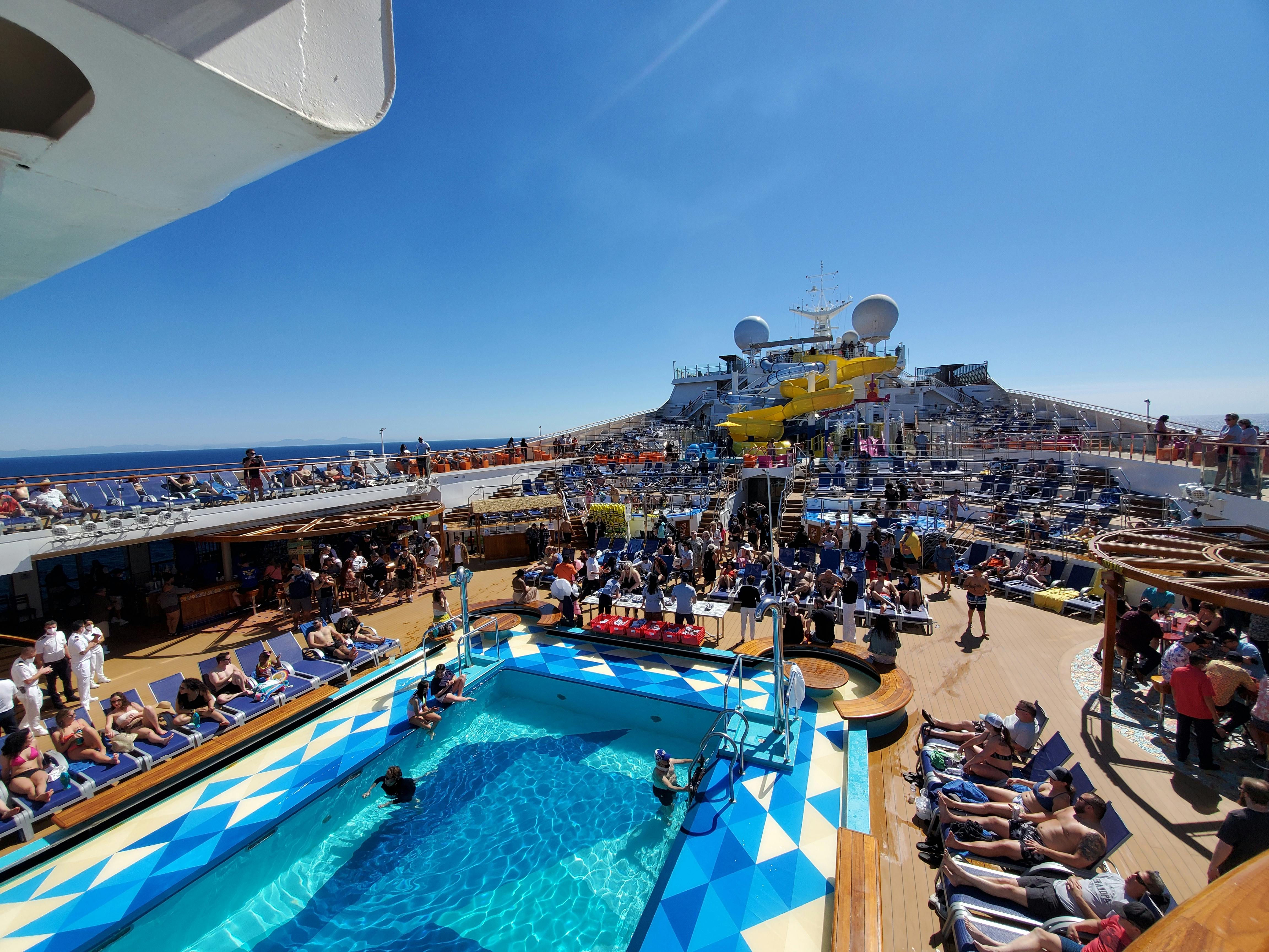 Carnival Radiance Cruise Reviews (2022 UPDATED) Ratings of Carnival