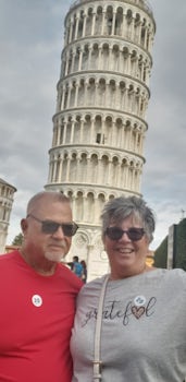 Leaning Tower of Pisa !! What a sight!