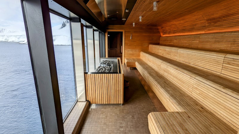 Awesome sauna space.. free to use.